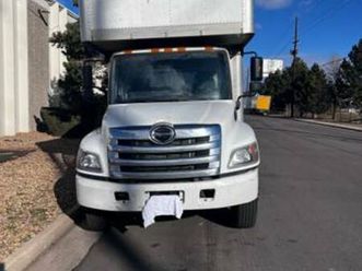 2017 hino 268 for sell