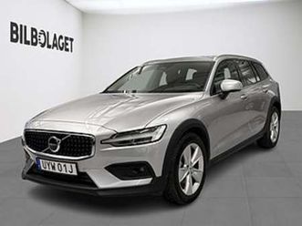 volvo v60 cross country b4 awd diesel core drag/nav/kamera