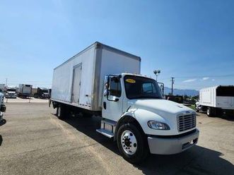 26ft box freightliner cummins alison auto 26k gvw 156k miles air ride