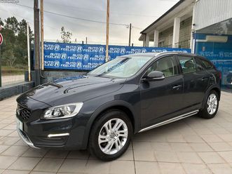 volvo v60 cross country 2.4 d4 momentum awd dezembro/15
