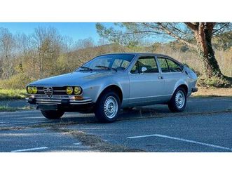 1977 alfa romeo gtv gris manuel, 5 vitesses conduite à ga...