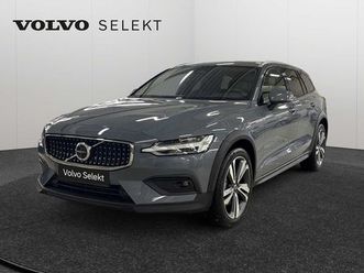 volvo v60 cross country cc ii plus, b4 awd mild-hybrid, diesel, bright