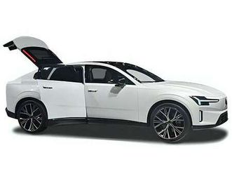 ultra twin motor awd 335 kw (455 ps), automatik...