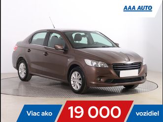 peugeot 301 1.6 vtiallure, sr,2.maj, serv.kniha