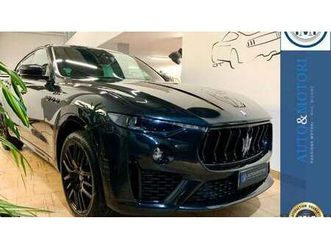 2021 maserati levante sq4 a vendre