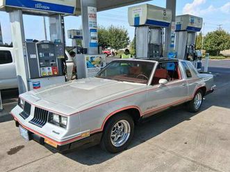 1984 oldsmobile hurst/olds, very rare.