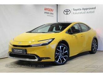 toyota prius plug-in hybrid premium solar 2.0 111кв