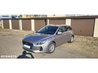 hyundai i30 1.0 t-gdi family+