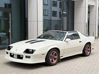 chevrolet camaro z28 iroc z 5.7 v8 tpi svensksåld 4970mil * s å l d *