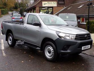 2025 toyota hilux active pick up 2.4 d-4d pick up diesel manual