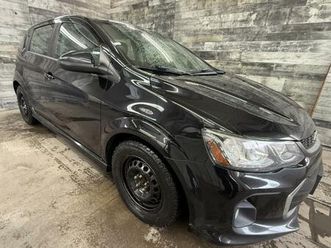 2017 chevrolet sonic lt toit cam de recul **approuvé à 99.9%**