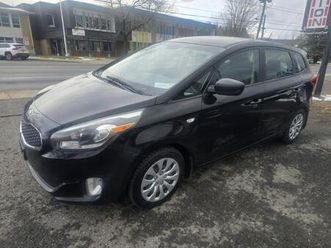 2015 kia rondo 92 776km!