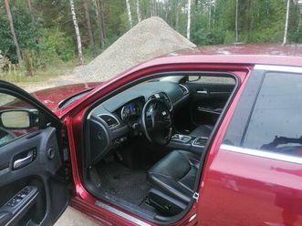 sprzedam samochod osobowy chrysler 300 otwock • olx.pl