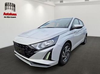 hyundai i20 sitzheizung+navi+klima+lenkradheiz+rückfahrk
