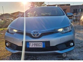 toyota auris touring sports 1.8 hybrid active