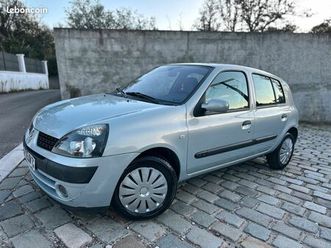 renault clio 2 1.4i 98cv privilège 5 portes clim 1ère main 74kms garanti