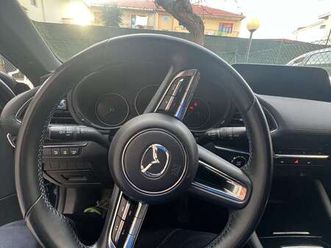 5p 2.0 m-hybrid exclusive 122cv