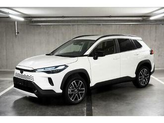toyota corolla cross 2.0 hsd trend awd-i: réserver un essai sur route !
