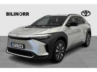 bz4x awd executive 20 alufälgar