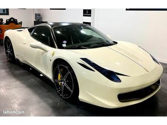 ferrari 458 italia 4.5 v8 570 ch - origine france - sièges racing carbone - volant led carbone - panneaux porte intérieur carbone - carbone complet intérieur et