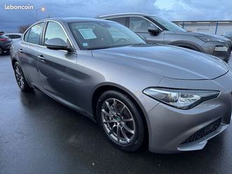 alfa romeo giulia super 2.2l 160 ch at8 super