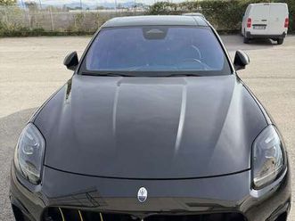 3.0 v6 trofeo 530cv full