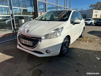 peugeot 208 1.2 vti 82ch bvm5 active (4 cv)