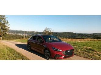 hyundai i30 fastback n-line 1,5 tgdi mild hybrid