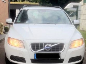 volvo v70 weiß