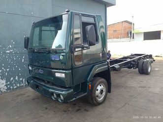 ford/cargo 815e 2011 por r$150.000