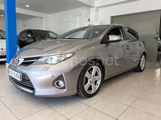 toyota auris 120d advance