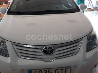 toyota avensis 2.2 d4d premium cross sport