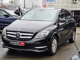 mercedes-benz b 250e 2017