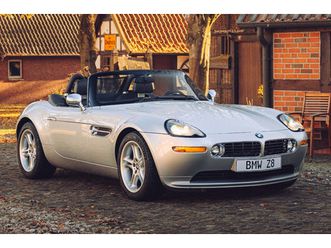 2001 bmw z8 - 17,621 km