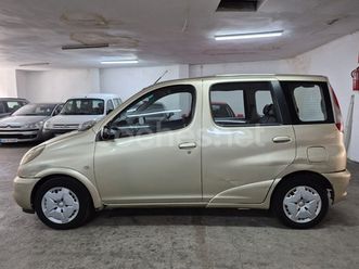 TOYOTA YARIS VERSO toyota-yaris-verso-1-3-linea-luna