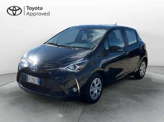 yaris 1.5 hybrid 5 porte active
