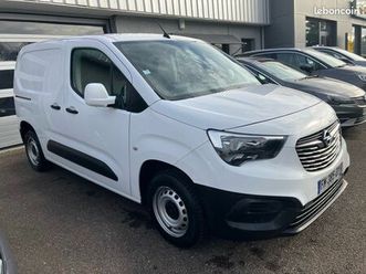 opel combo 1.2 110 ch 3 places essence attelage 59000 kms