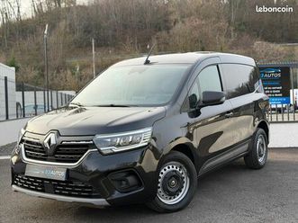 14 158ht renault kangoo van edc7 1.3 tce 130 cv extra. 86 000kms. 03/2022