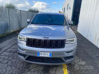 jeep grand cherokee summit 3.0 v6 crd
