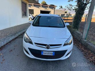 opel astra 2.0 cdti 165cv sports tourer aut. elect