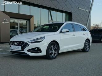 hyundai i30 1,0 t-gdi dct wg family smart