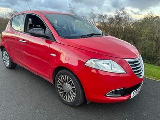 2012 chrysler ypsilon 1.2 se