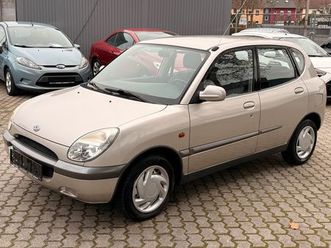 daihatsu sirion automatik klima 5-türig 89tkm tüv 4.27