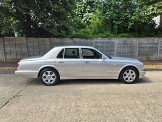 6.8 r saloon 4 door auto ( 450 bhp)