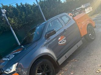 depanneuse isuzu d-max