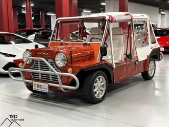 mini moke a encamp