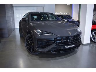 lamborghini urus se a barcelona