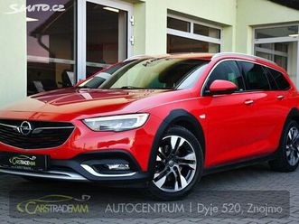 opel insignia 2.0cdti country tourer 4x4 čr