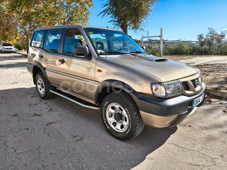 nissan terrano 2.7 tdi comfort