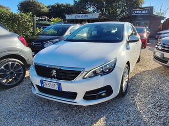 5p 1.5 bluehdi eat8 business automatico